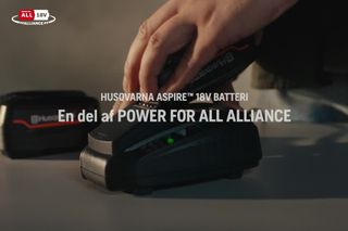 Feature Benefit Aspire Battery P4A 30s 16x9 DK
