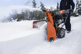 Snow thrower ST327