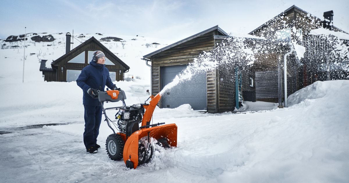 Learn About Husqvarna Snow Blowers