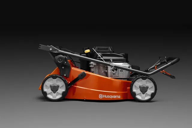 https://www-static-nw.husqvarna.com/-/images/aprimo/klippo/walk-behind-mowers/photos/feature/h320-0648.webp?v=395a92c79be311b7&format=WEBP_LANDSCAPE_COVER_LG